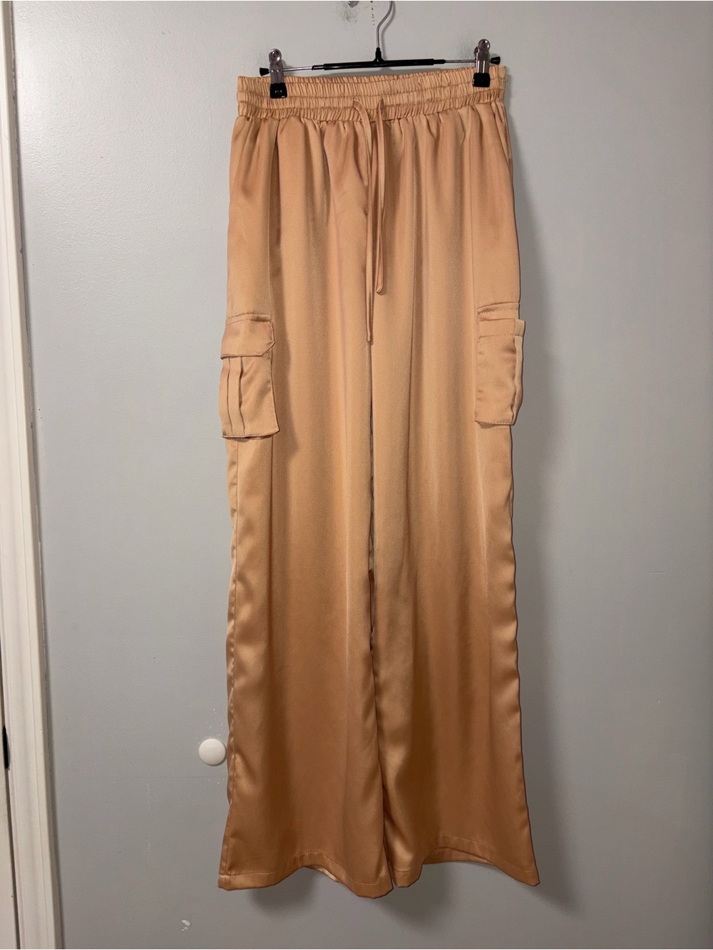 Glam Gold Satin Wide Leg Cargo Pants L Women’s Lounge Business Casual